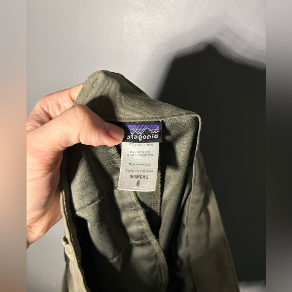 Patagonia Cropped Hiking Pants Womens Size 8 - Picture 3 of 4